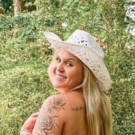 hotblondie95 HD女優 ギャラリー