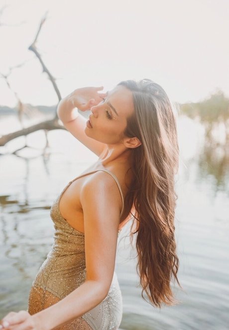 黒人裸OnlyFans 美しいポルノ 画像