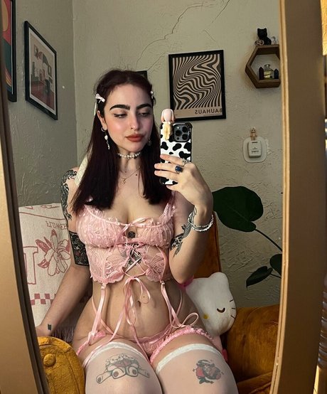 artbitch666 美しいモデル アーカイブ