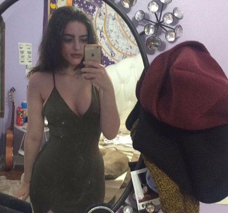 artbitch666 トップポルノスター 画像