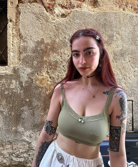 artbitch666 無料モデル アーカイブ