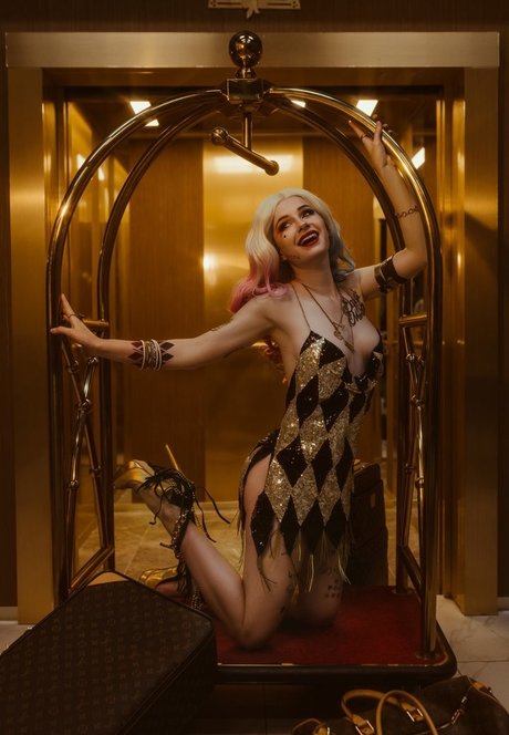 Likeassassin ポルノスター 画像