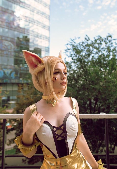 足ヌードオンリーファンズ えろ 写真