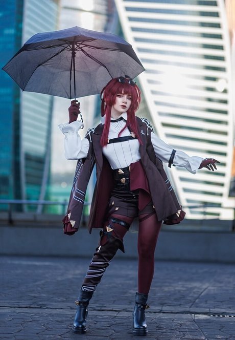 Likeassassin ポルノ女優 写真