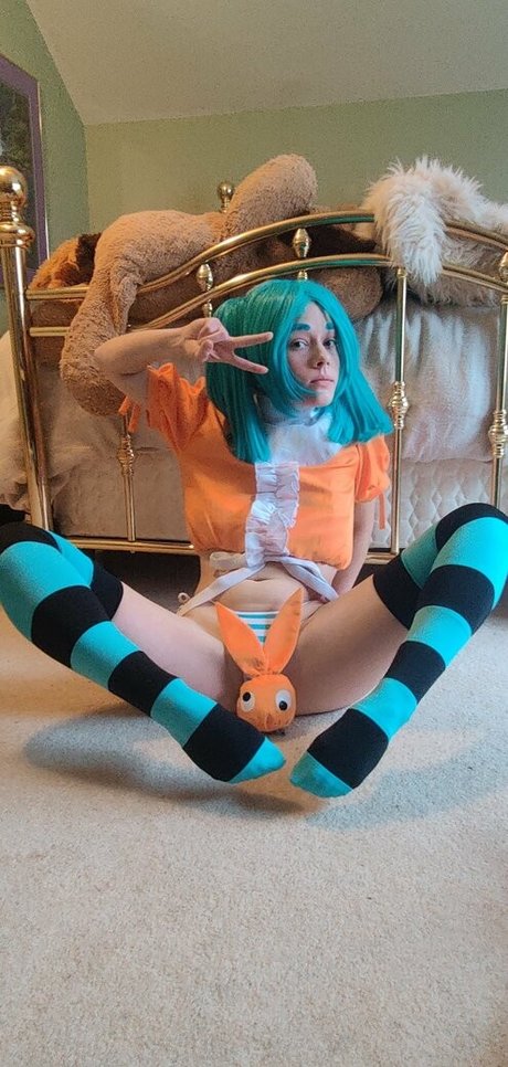 アジア人のティーンの足 オンリーファンズ xxx 画像