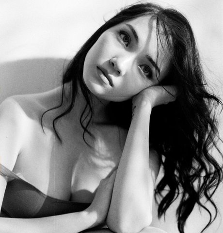 大学生カップルのオンリーファンズ 無料 写真