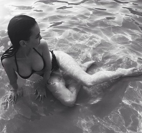 手コキ 主観視点 オンリーファンズ アダルト無料 写真