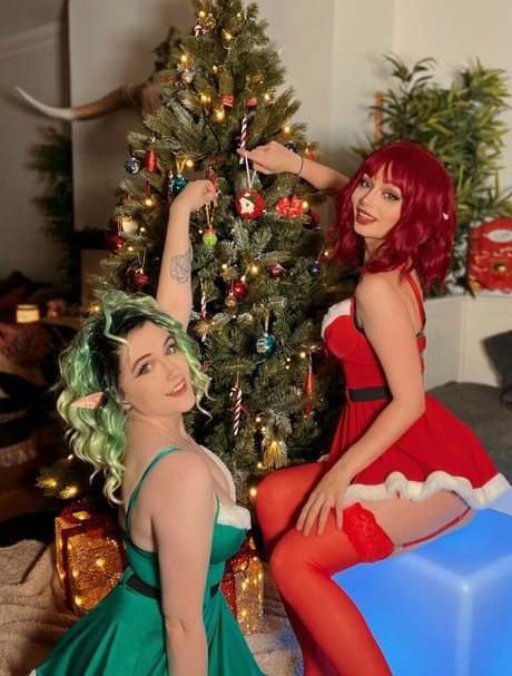 レディーボーイがOnlyFansで射精 トップ アーカイブ