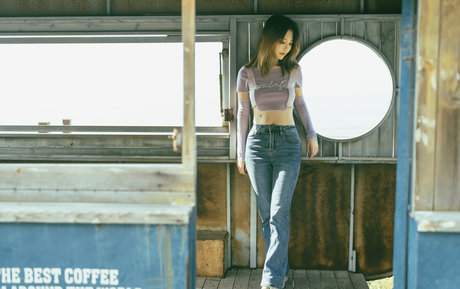 アジアンゴス オンリーファンズ アダルト 写真