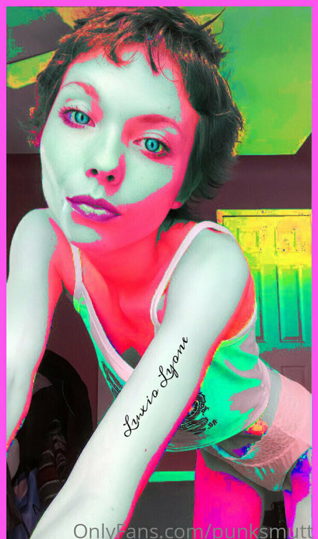 punksmutt ヌードモデル 写真