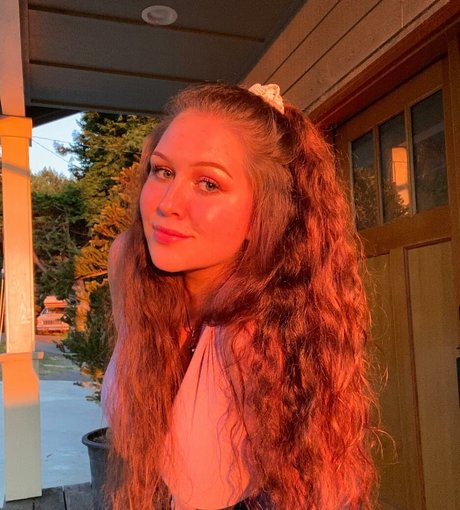 裸の熟女オンリーファンズ トップ ギャラリー