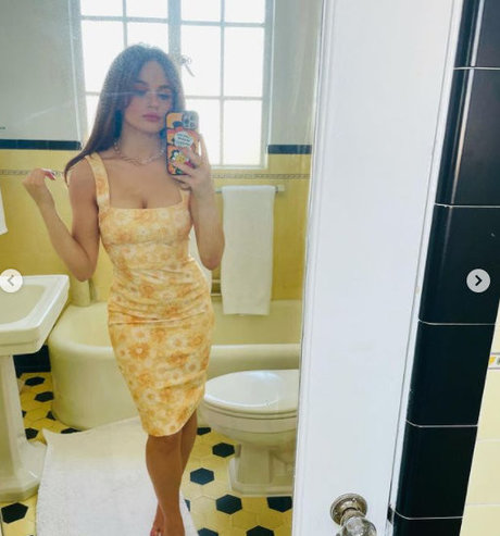 BBW パウグ オンリーファンズ ホットセクシー 画像