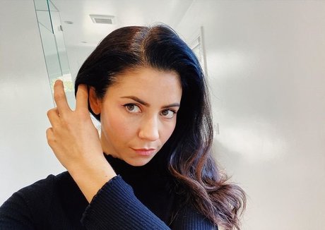 お尻オンリーファン セクシーヌード 画像