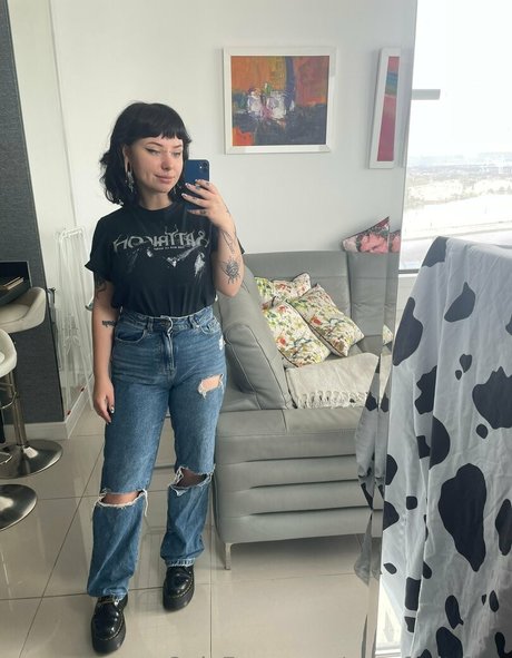 赤毛の熟女オンリーファンズ 美しい裸 写真