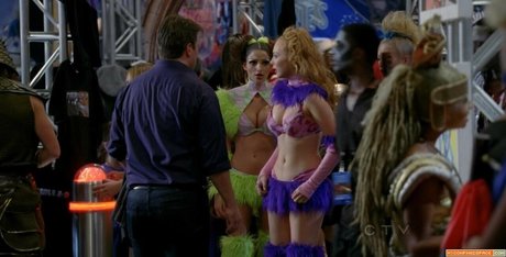 Molly Quinn 完璧なスター 写真