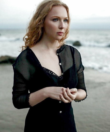 Molly Quinn ヌード女優 画像