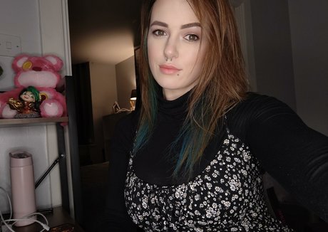 ぽっちゃり黒人OnlyFans アダルト 画像