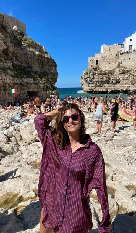 Jenna Louise Coleman アートモデル 画像