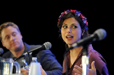 Morena Baccarin スター ヌード 画像