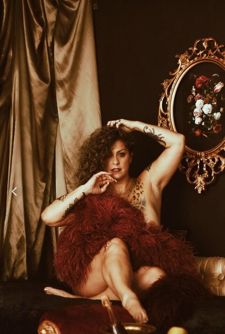 主観視点の手コキOnlyFans アダルト ギャラリー