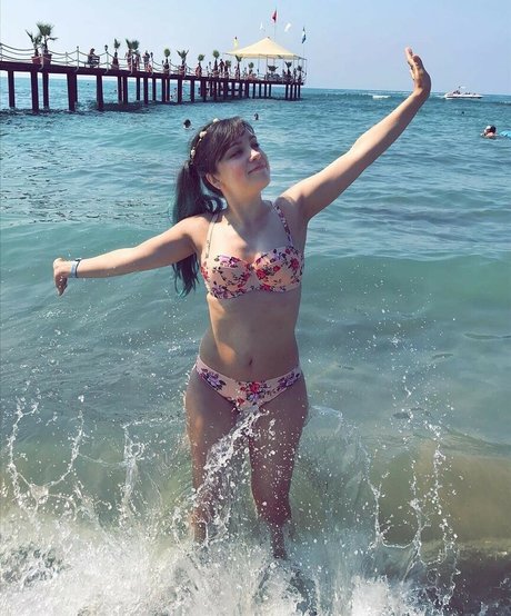 Ellen Rose アダルトスター 写真