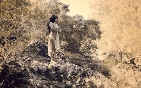 Aiysha Saagar HDモデル 画像