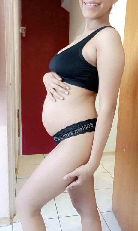 ウェブカメラ オンリーファンズ ヌード 写真