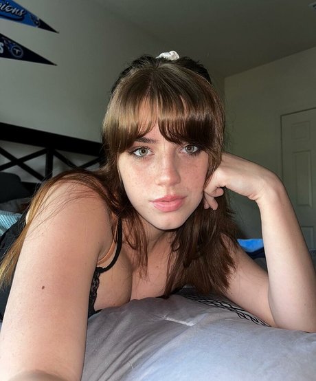 Xohalzy444 アダルト女優 画像