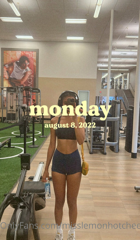 黒檀の猫オンリーファンズ ホットセックス ギャラリー