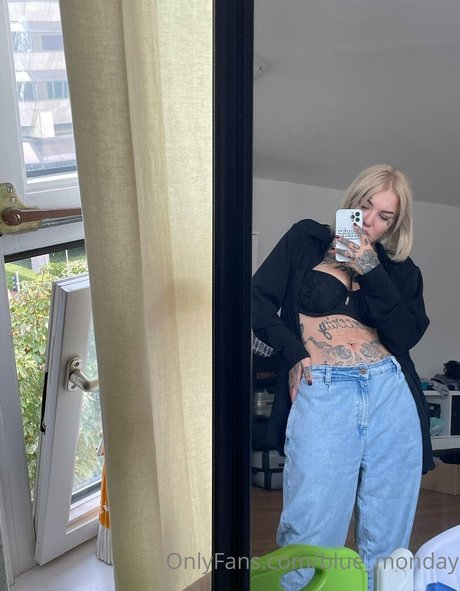 主観視点の手コキOnlyFans ポルノ 画像