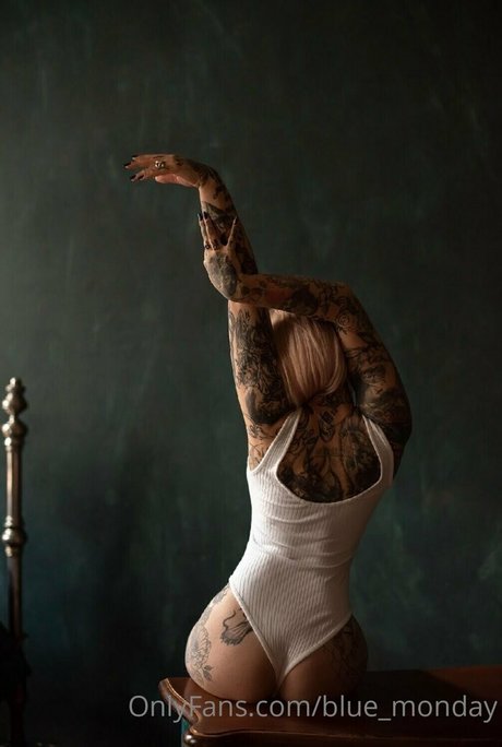 ぽっちゃり 主観視点 OnlyFans セクシーヌード 写真