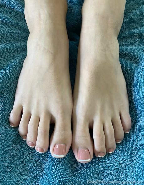 myposedtoes ヌードのポルノスター 写真