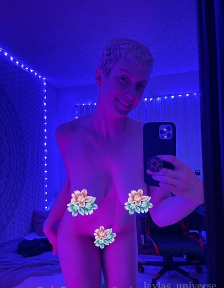 laylas universe free エロティックなスター ギャラリー