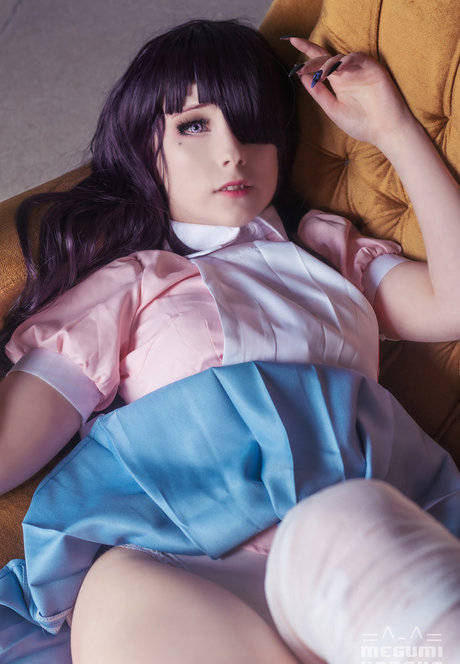 逆騎乗位 オンリーファンズ ホットヌード 画像