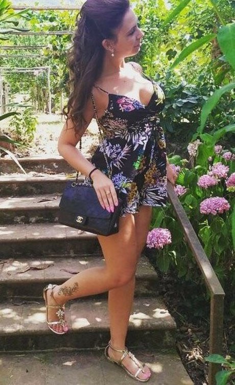 熟女 太め OnlyFans アダルト 写真