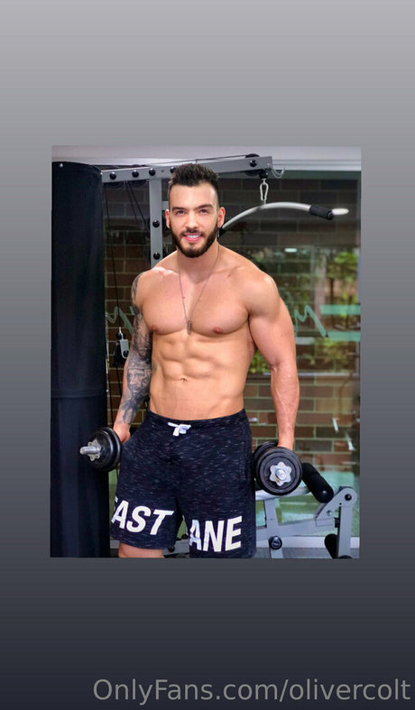 騎乗位熟女OnlyFans アート裸 写真