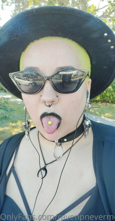 ravenpnevermore アートモデル 写真