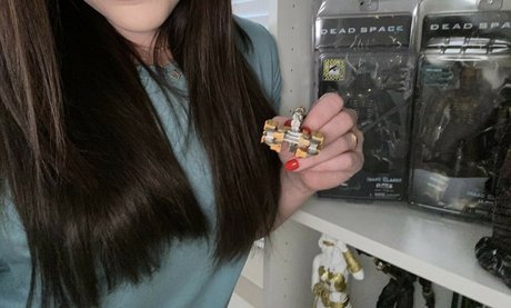 アナル舐めオンリーファンズ 美しい 画像