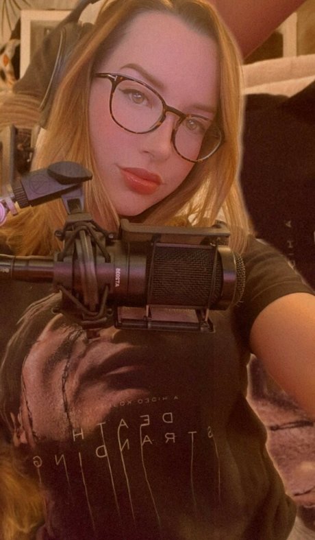 お金 オンリーファンズ アート裸 アーカイブ