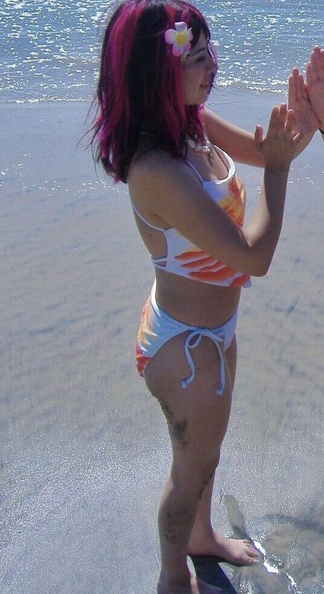 Tamakid ポルノスター ヌード 画像