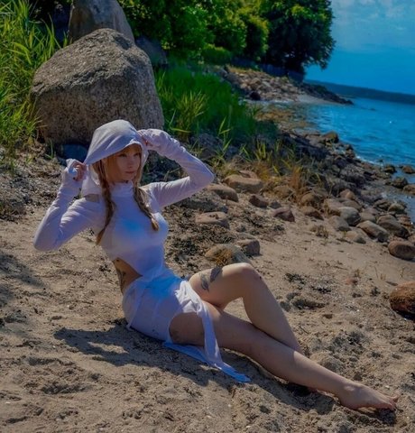 Yakisa uwu ヌードスター ギャラリー