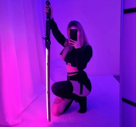 Yakisa uwu 完璧なスター 写真