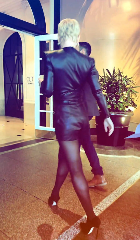 ゲイサウナOnlyFans 無料裸 写真