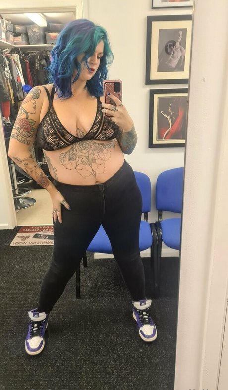 roguewildinc エロティックなスター 写真