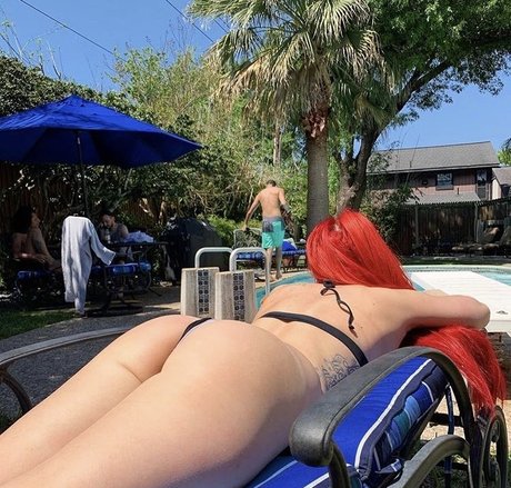 Justina Valentine 裸のポルノスター 画像