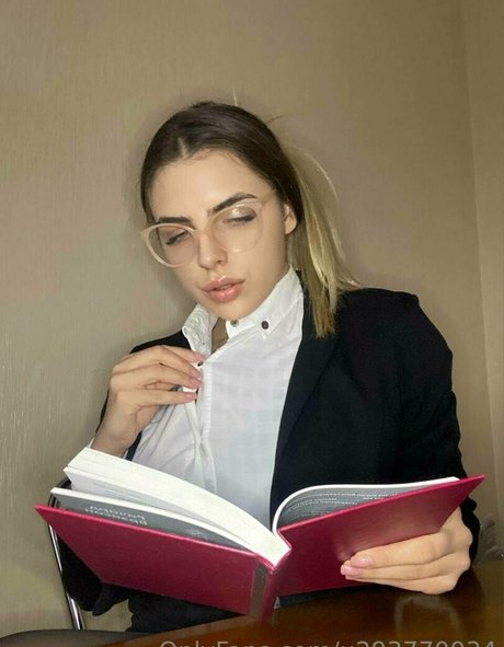 金髪レズビアンオンリーファンズ ホットポルノ 写真