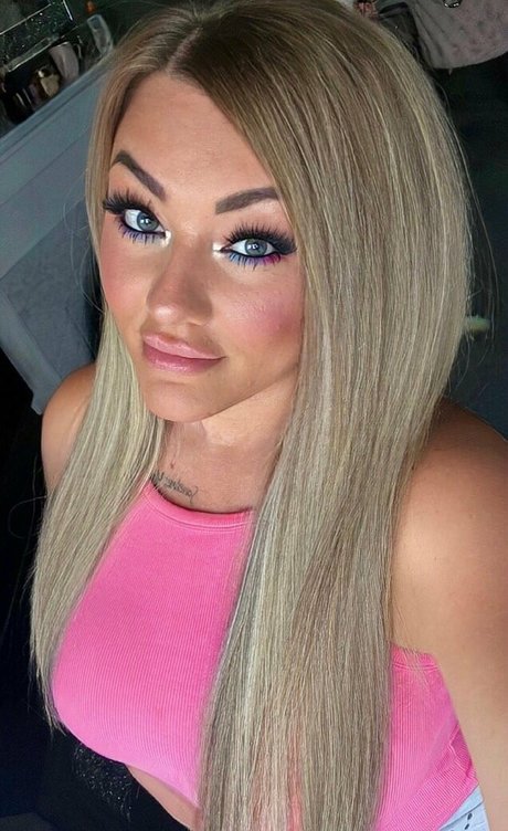 18歳以下の無料OnlyFans HD ギャラリー