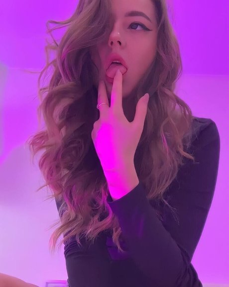 kristixxx 無料スター 写真