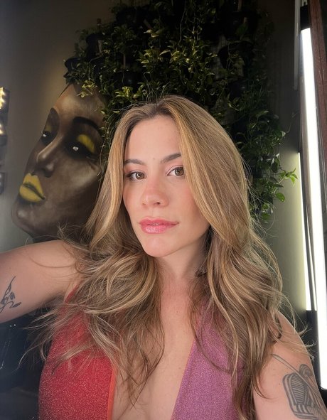 ワークアウト オンリーファンズ ヌード ギャラリー