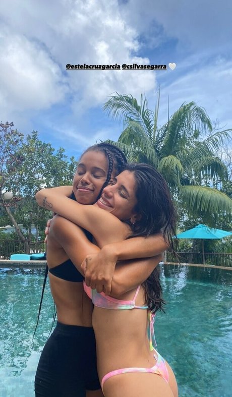 曲線美のランジェリーOnlyFans 無料ポルノ 写真